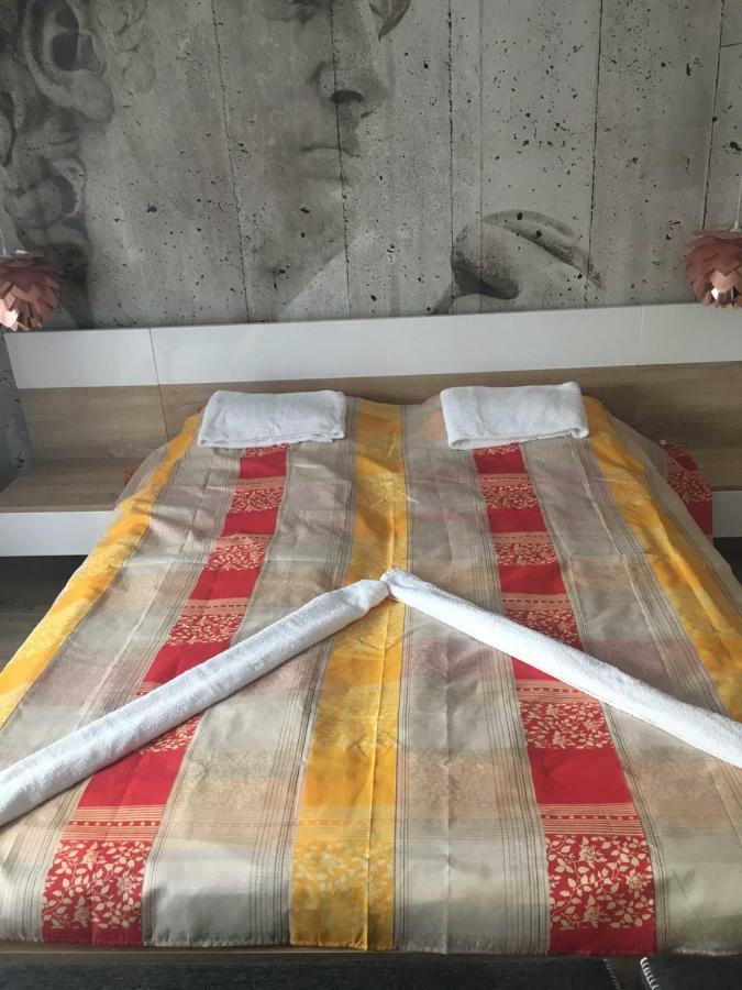 Hunyadi Apartman Szekszárd المظهر الخارجي الصورة